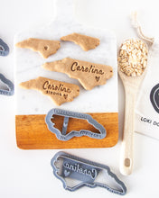 Charger l'image dans la galerie, Emporte-pièce en forme d'État de Caroline du Nord (plusieurs styles disponibles)