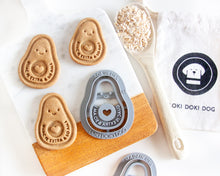 Cargar imagen en el visor de la galería, "Guacamole Is Extra & So Am I" Avocado Cookie Cutter (Two Sizes Available)