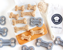 Charger l'image dans la galerie, Bone Shape Mexican Celebration Cookie Cutters (Choose style & size)