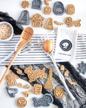 Cargar imagen en el visor de la galería, Bat Multi-Cutter (MINI SIZE) Sets Available with Optional Stamp Tool