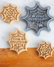 Load image into Gallery viewer, Spider Web Cookie Cutter