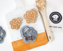 Load image into Gallery viewer, Jolly Santa Paws with Hat & Belt Dog Biscuit Cookie Cutter