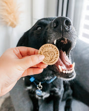 Cargar imagen en el visor de la galería, Cortador de galletas de la Patrulla de Conejos y la Patrulla de Ardillas