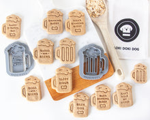 Cargar imagen en el visor de la galería, Cortador de galletas con forma de perro en forma de jarra de cerveza (10 estilos)