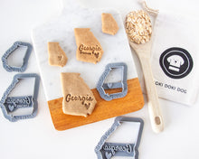 Cargar imagen en el visor de la galería, Cortador de galletas con forma de estado de Georgia (varios estilos disponibles)