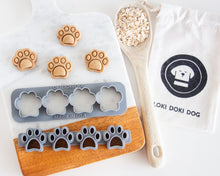 Cargar imagen en el visor de la galería, Paw Print Multi-Cutter (MINI SIZE) Sets Available with Optional Stamp Tool