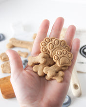 Load image into Gallery viewer, Extra Mini Paw Shaped Cookie Cutter