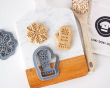 Load image into Gallery viewer, &quot;Let it Snow&quot; Mitten &amp; Snowflake Dog Biscuit Cutters (BUNDLE of 2)

