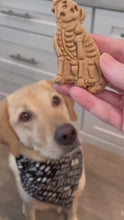 Cargar y reproducir el video en el visor de la galería, Cortador de galletas con forma de esqueleto de perro (2 estilos disponibles)