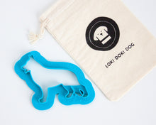 Charger l'image dans la galerie, Emporte-pièce en forme de race de chien (personnalisation disponible)