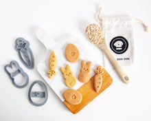 Cargar imagen en el visor de la galería, Paquete de cortadores de galletas HOPPY Easter (paquete de 3)