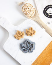 Load image into Gallery viewer, Fall Oak or Maple Leaf Shaped Cookie Cutter