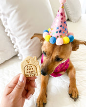 Charger l'image dans la galerie, Emporte-pièce en forme de « Fur Ever Home » (Personnalisation disponible - ajoutez la date d'adoption de votre animal)