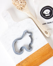 Charger l'image dans la galerie, Emporte-pièce en forme de race de chien (personnalisation disponible)