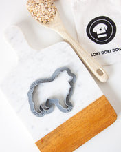 Charger l'image dans la galerie, Emporte-pièce en forme de race de chien (personnalisation disponible)