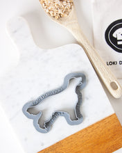 Charger l'image dans la galerie, Emporte-pièce en forme de race de chien (personnalisation disponible)