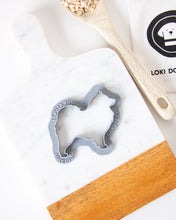 Charger l'image dans la galerie, Emporte-pièce en forme de race de chien (personnalisation disponible)
