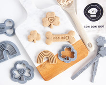 Charger l'image dans la galerie, Emporte-pièces en forme de chien pour la Saint-Patrick (lot de 4)
