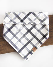 Cargar imagen en el visor de la galería, White Windowpane Plaid Flannel Dog Bandana (Personalization Available)
