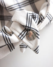 Cargar imagen en el visor de la galería, White Windowpane Plaid Flannel Dog Bandana (Personalization Available)
