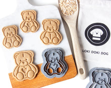 Charger l'image dans la galerie, Teddy Bear Cookie Cutter (Select Style &amp; Size)
