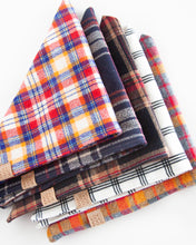 Cargar imagen en el visor de la galería, Farmstead Plaid Flannel Dog Bandana (Personalization Available)
