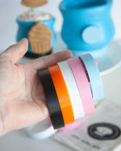 Cargar imagen en el visor de la galería, Wobble Stopper Base - Compatible with West Paw® Toppl® &amp; similar round bottom feeders (Select Color &amp; Size)
