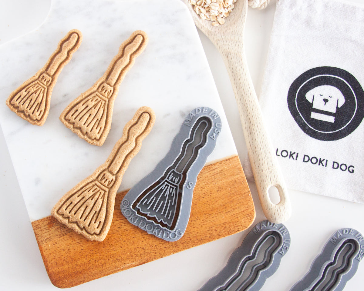 Witch's Broom- Magical Broomstick Cookie Cutter – Loki Doki Dog
