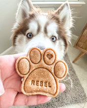 Load image into Gallery viewer, Personalized Paw Shaped Dog Cookie Cutter
