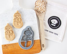 Load image into Gallery viewer, Snowman Dog Biscuit Cookie Cutter
