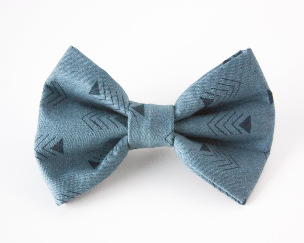 Smoky Blue Arrows Dog Bow Tie
