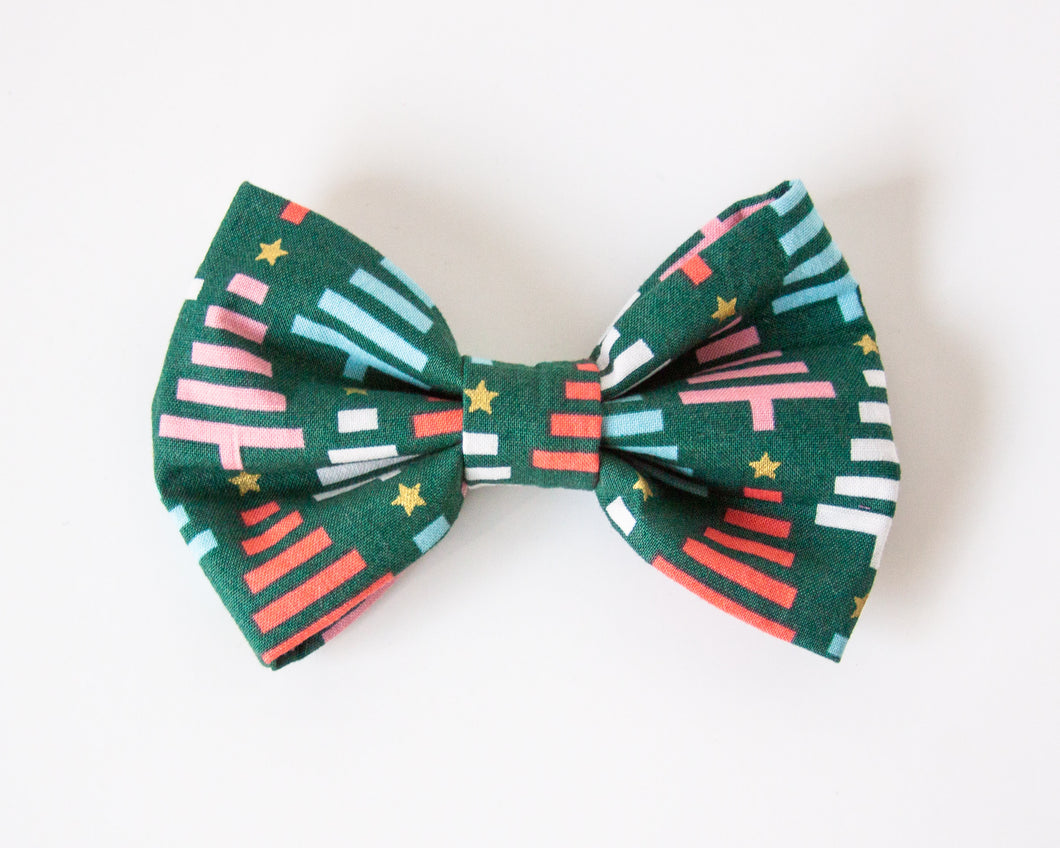 O Christmas Tree Dog Bow Tie