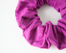 Load image into Gallery viewer, Fuchsia Delight Scrunchie
