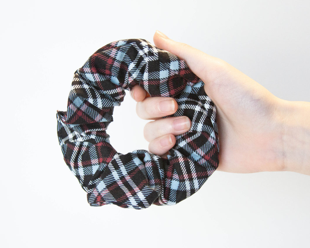 SO Plaid Dark Scrunchie