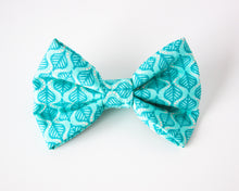 Load image into Gallery viewer, Moroccan Dog Bow Tie
