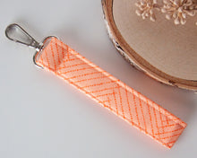Load image into Gallery viewer, Dazzling Coral Keychain Wristlet
