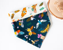 Load image into Gallery viewer, Butterfly Dog Bandana (Reversible)
