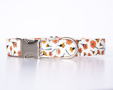 Load image into Gallery viewer, Golden Blooms Dog Collar
