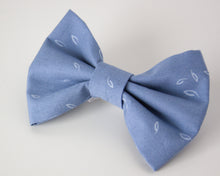 Load image into Gallery viewer, Lilac Serenity Dog Bow Tie
