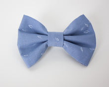 Load image into Gallery viewer, Lilac Serenity Dog Bow Tie
