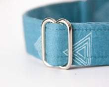 Load image into Gallery viewer, Indigo Prism Dog Collar
