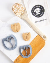 Load image into Gallery viewer, Tulip Shaped Dog Biscuit Cookie Cutter
