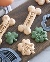 Load image into Gallery viewer, &quot;Too Cute to Pinch&quot; &amp; &quot;My Lucky Charm&quot; Clover Dog Biscuit Cookie Cutter
