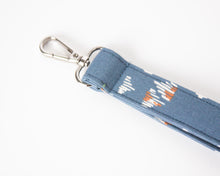 Load image into Gallery viewer, Blue Sahara Keychain Wristlet
